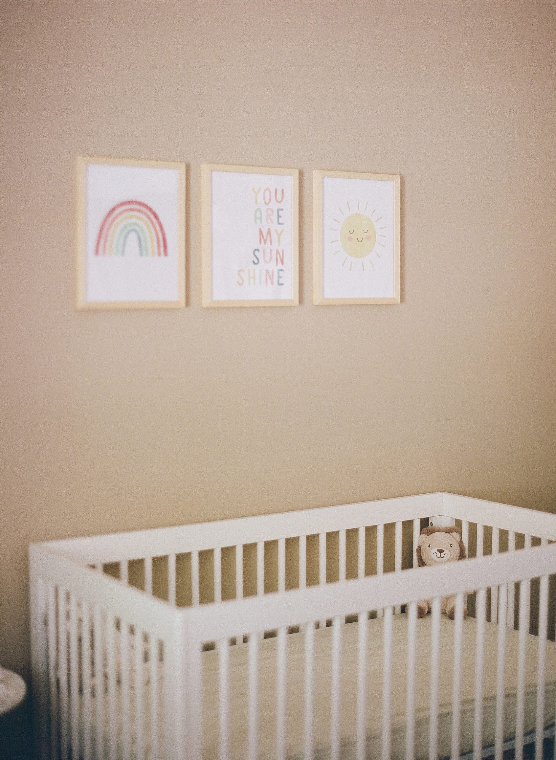 newborn nursery decor 