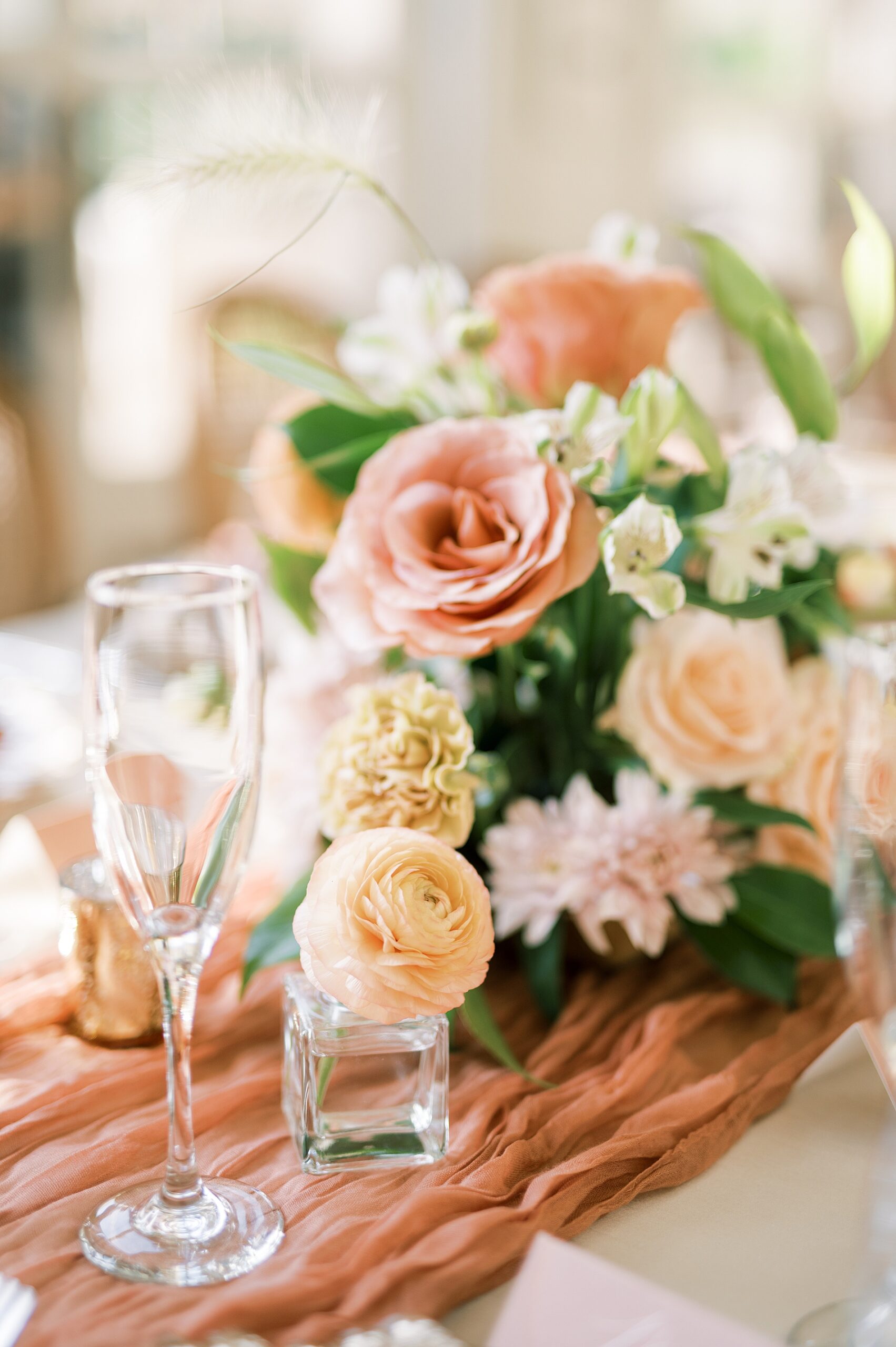 wedding centerpieces of light colored florals