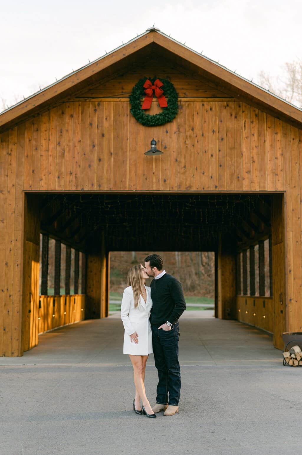 Romantic Franklin, TN engagement photos