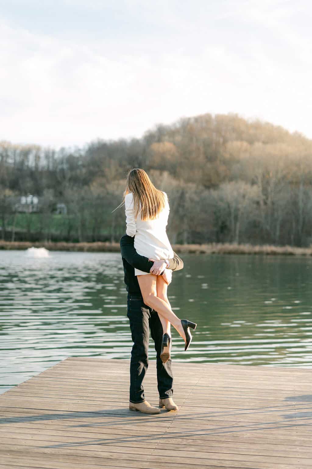 romantic couple portraits